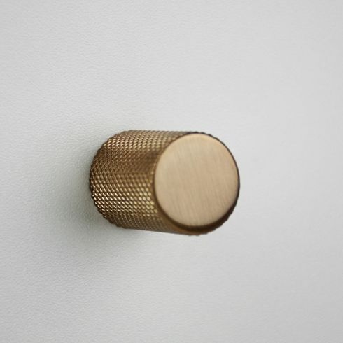 puxador-ponto-bali-granado-gold-escovado-imagem-01